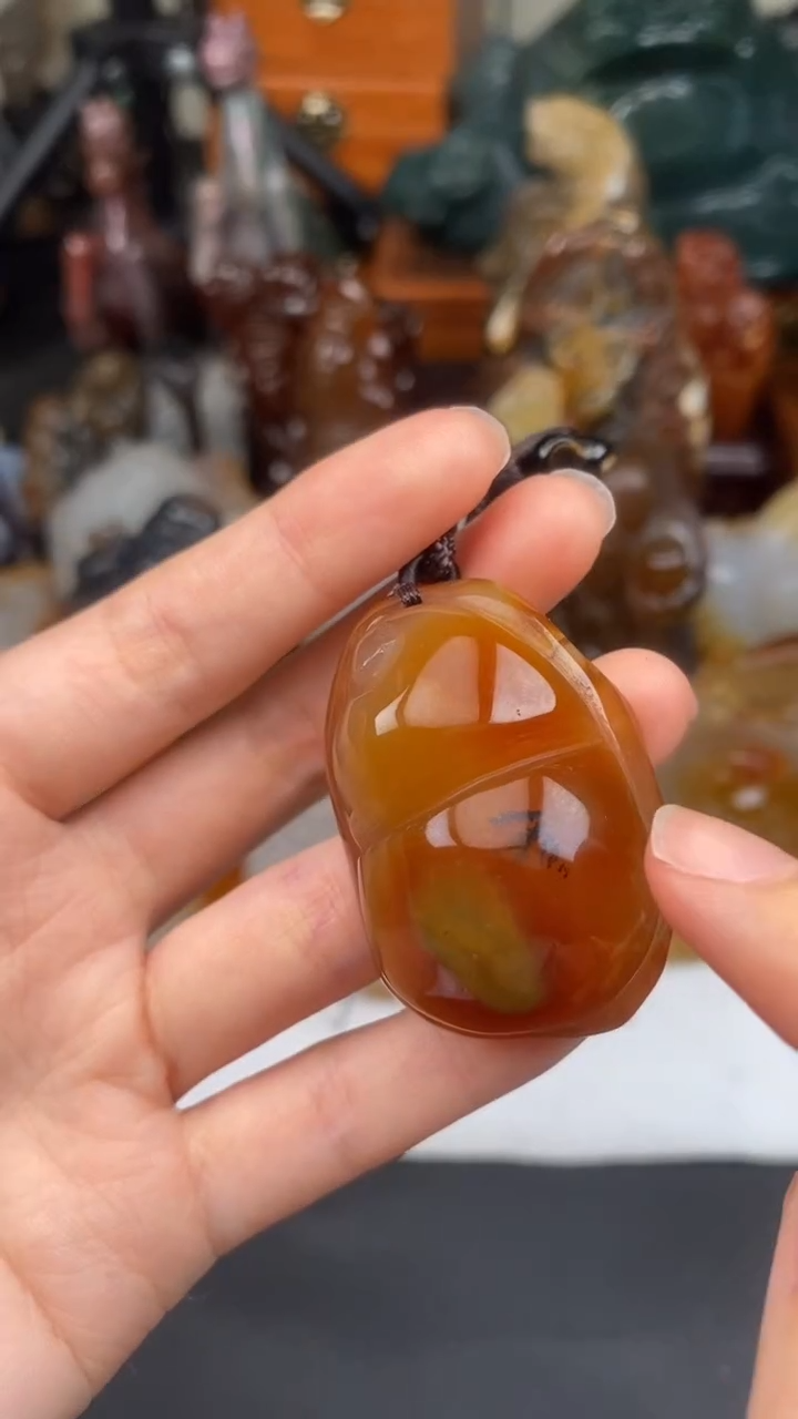 玛瑙/玉髓颈饰未镶嵌AA