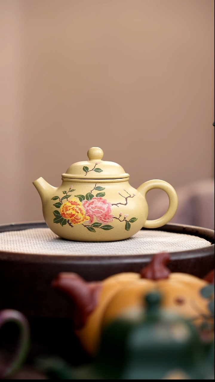 茶壶紫砂本山绿容天泥绘双色牡丹