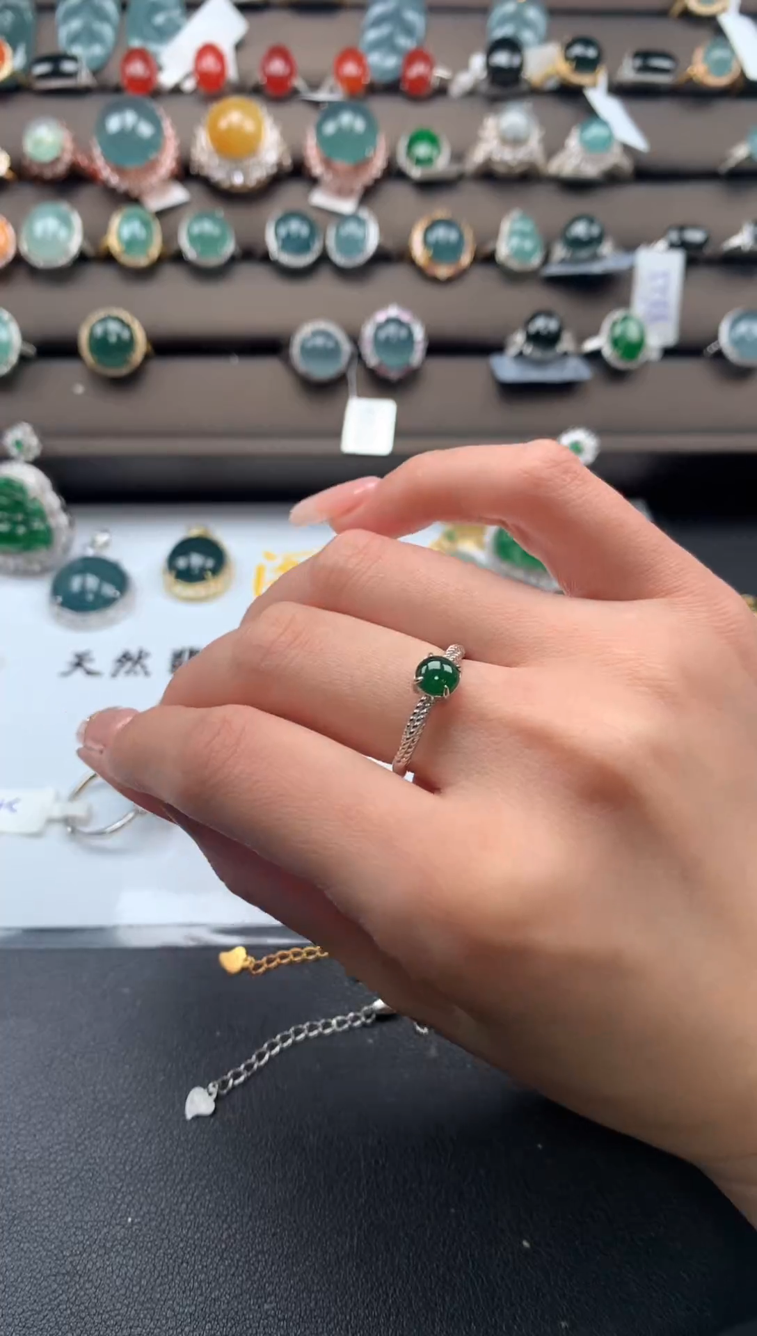 【闪购商品】翡翠戒指银S925镶嵌11111