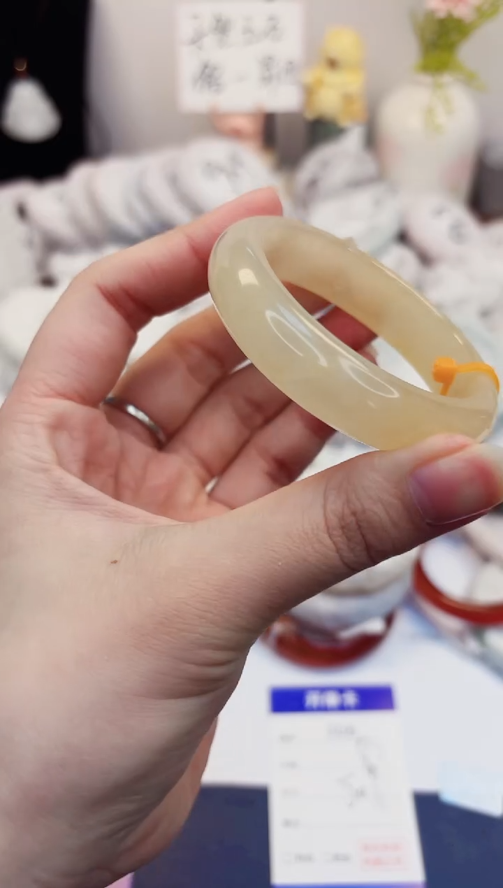 【闪购商品】石英质玉手镯未镶嵌356-财气镯-圈口50