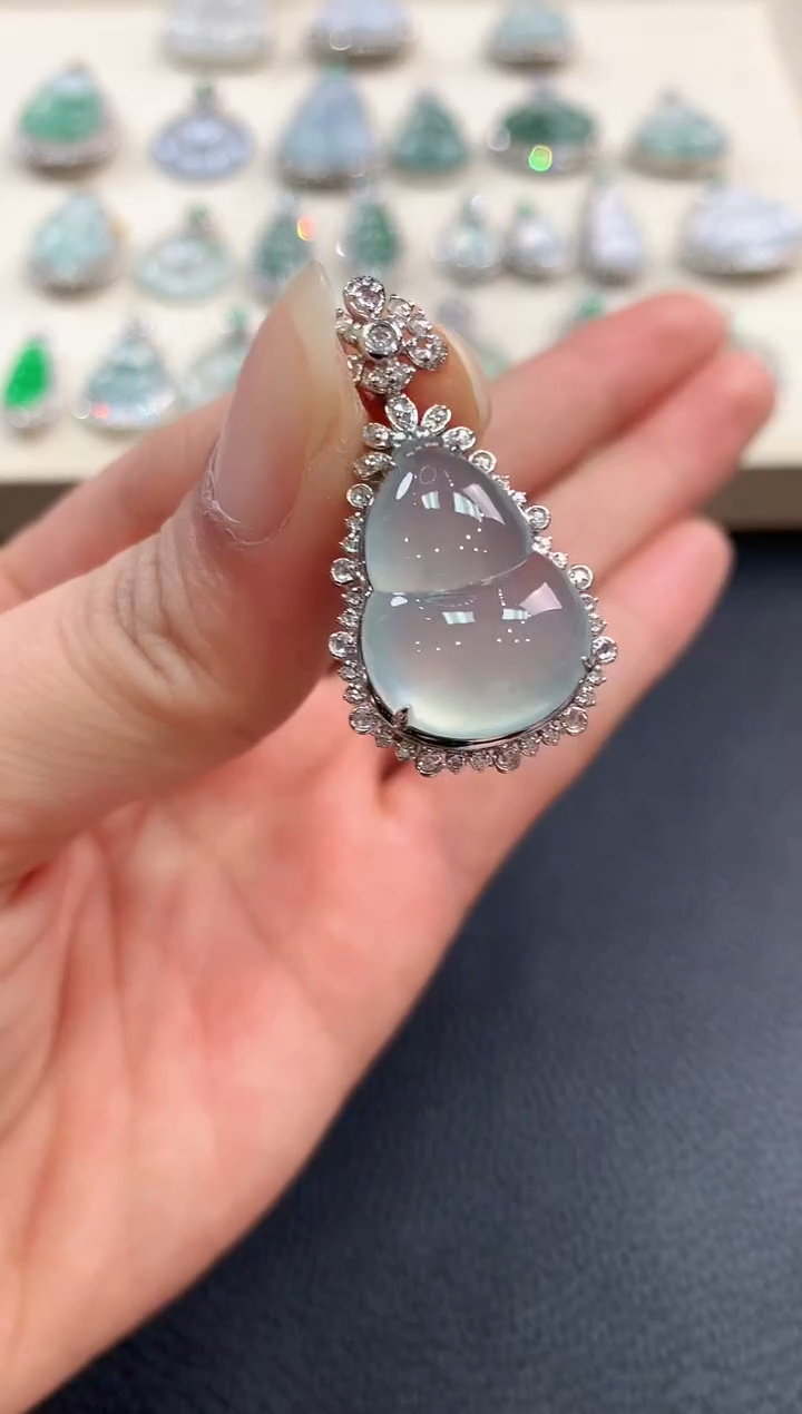 【闪购商品】翡翠吊坠(不含链)18K金镶嵌b123       