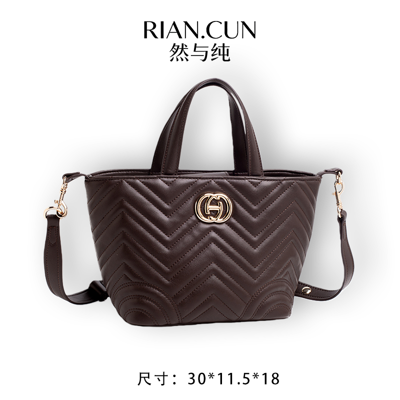 RAIN.CUN冬季2025新款轻奢设计单肩斜挎女包 QYX-7011-巧克力