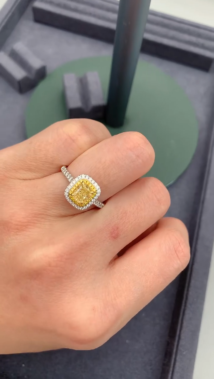 【闪购商品】钻石戒指/指环18K金镶嵌1ct黄钻戒指