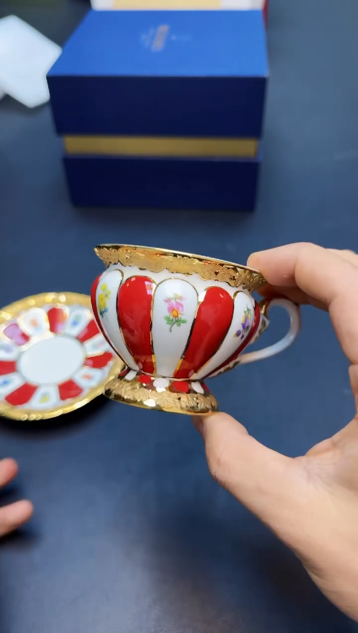 【闪购商品】瓷片全新正品一件不留@@H943