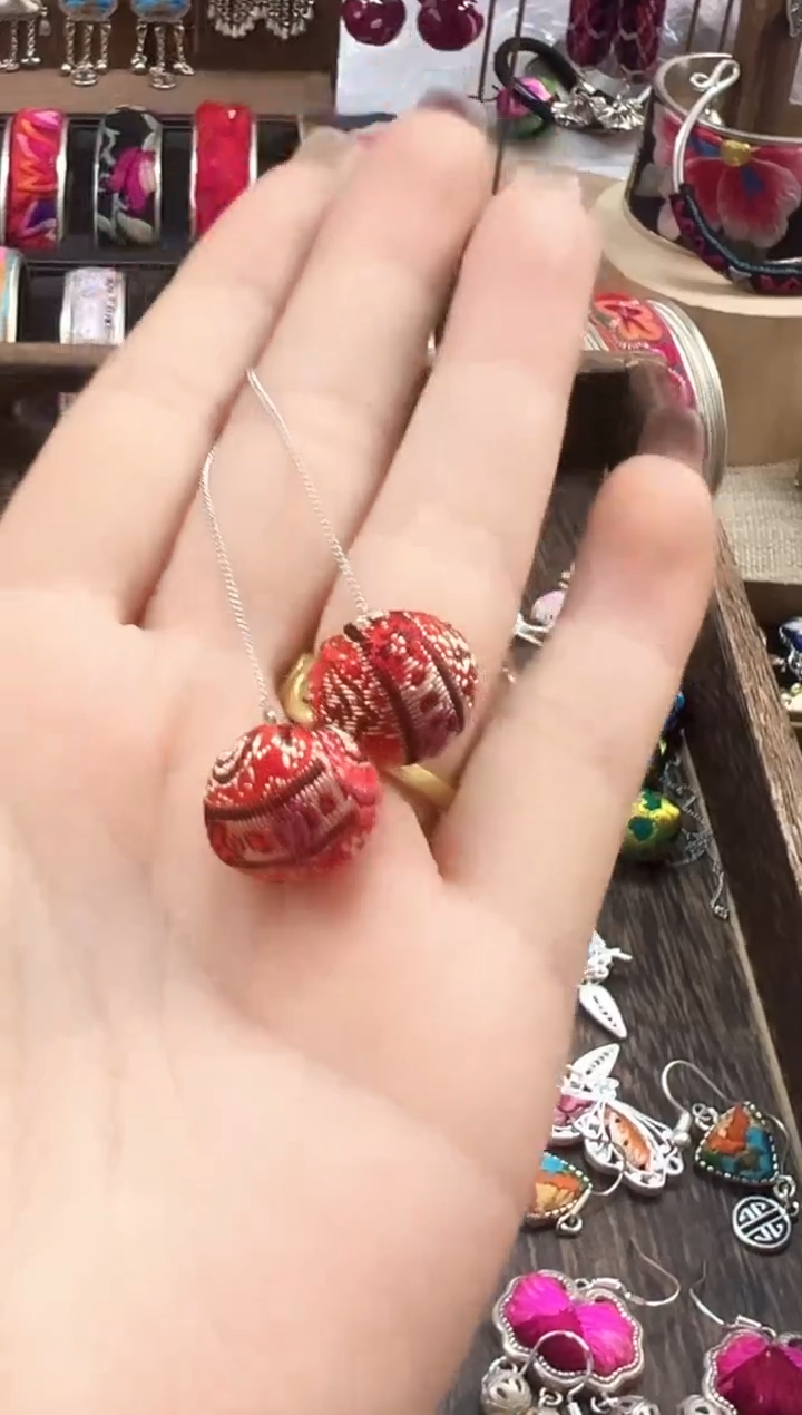 【闪购商品】织绣民族风老绣饰品436