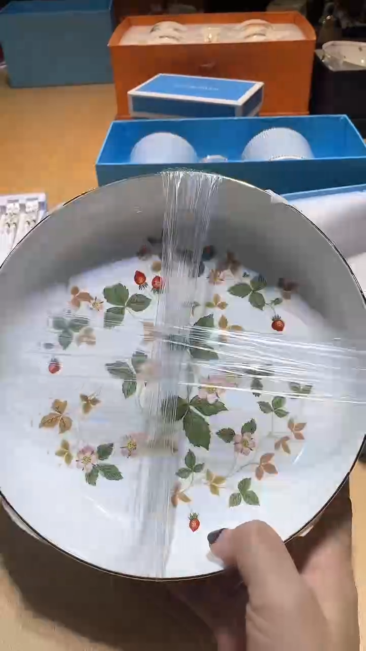 【闪购商品】瓷片锅碗瓢盆一件不剩