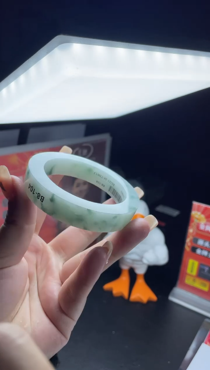 【闪购商品】定制翡翠手镯未镶嵌手镯DDQ/发一件