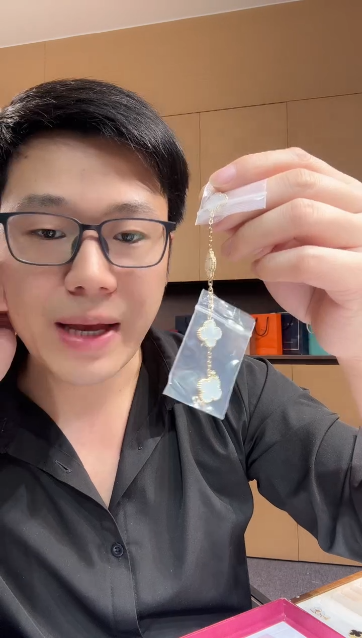 【闪购商品】贝壳（贝母）手链18K金镶嵌白色k黄，五花手链GHJ