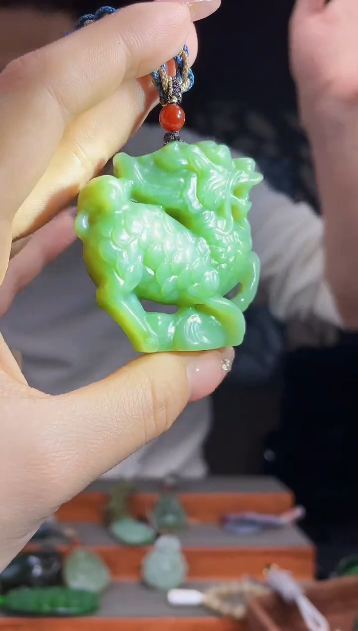 【闪购商品】和田玉颈饰未镶嵌拍一发一