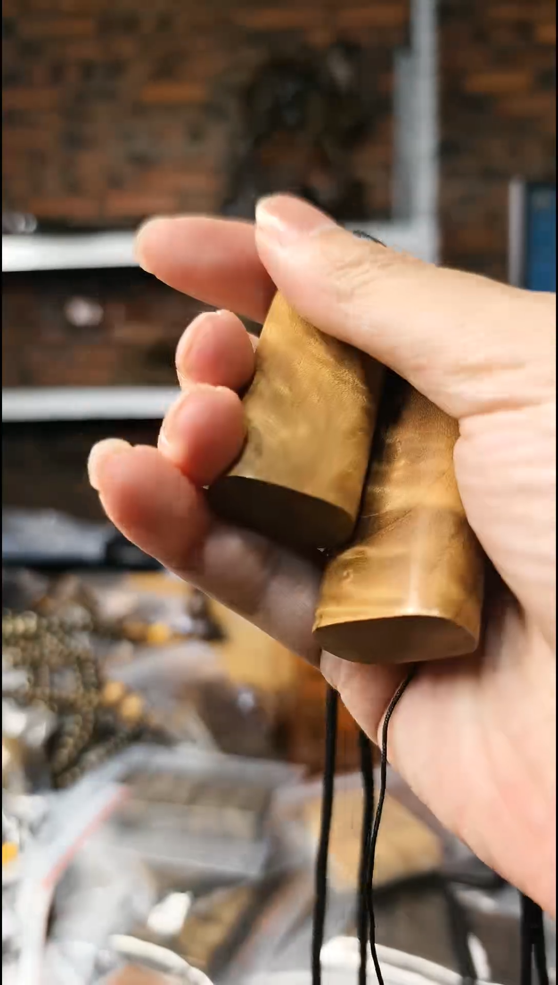 【闪购商品】金丝楠无事牌手把件