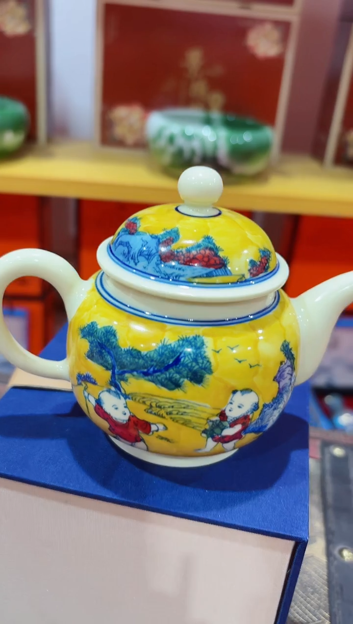 摆件景德镇陶瓷茶壶