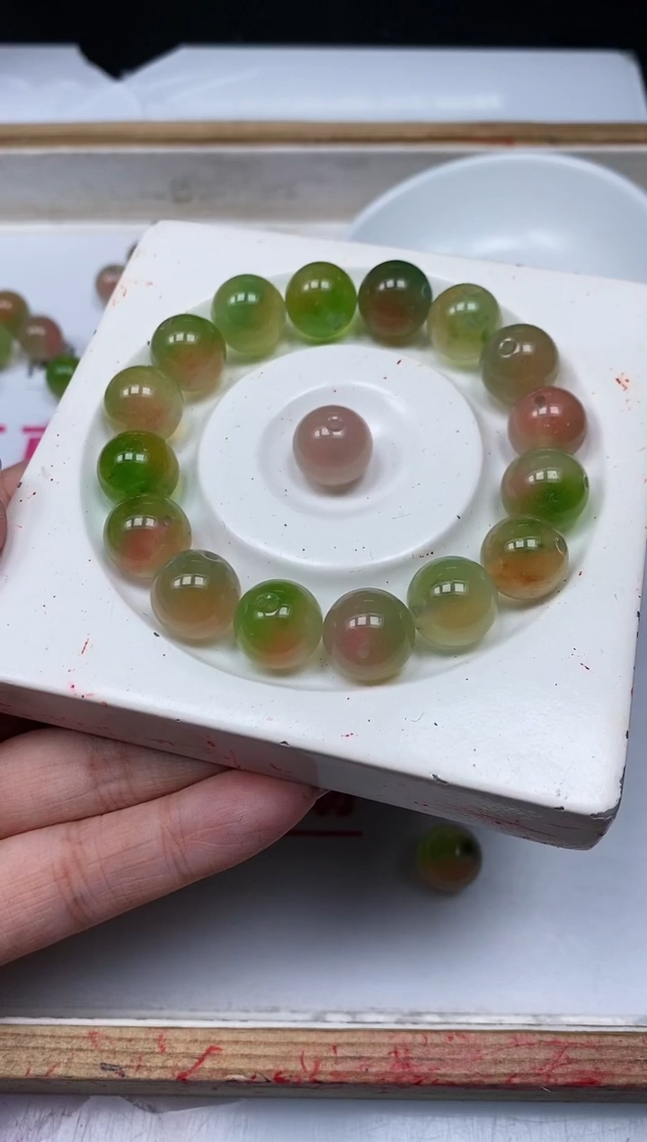 玛瑙/玉髓散珠未镶嵌D805 水蜜桃盐 源12mm6个8.8元