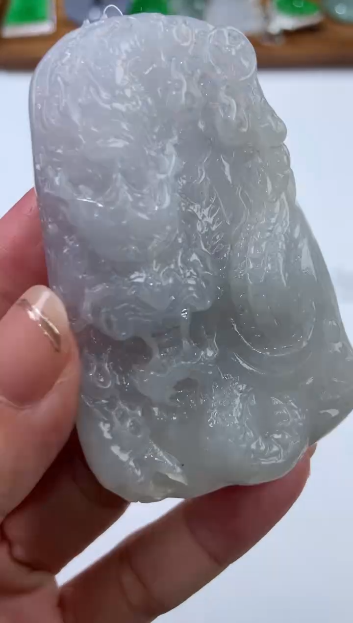 【闪购商品】翡翠未镶嵌颈饰2205501
