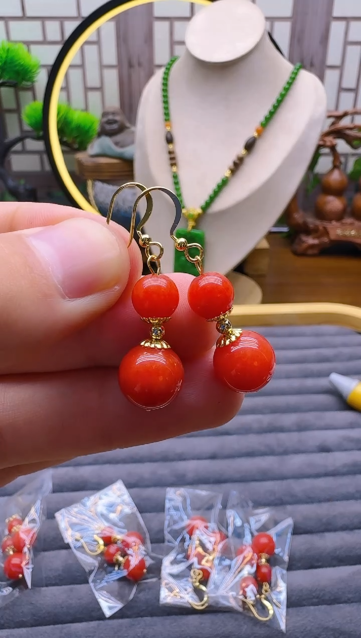 14K金镶嵌翡翠耳饰E154     