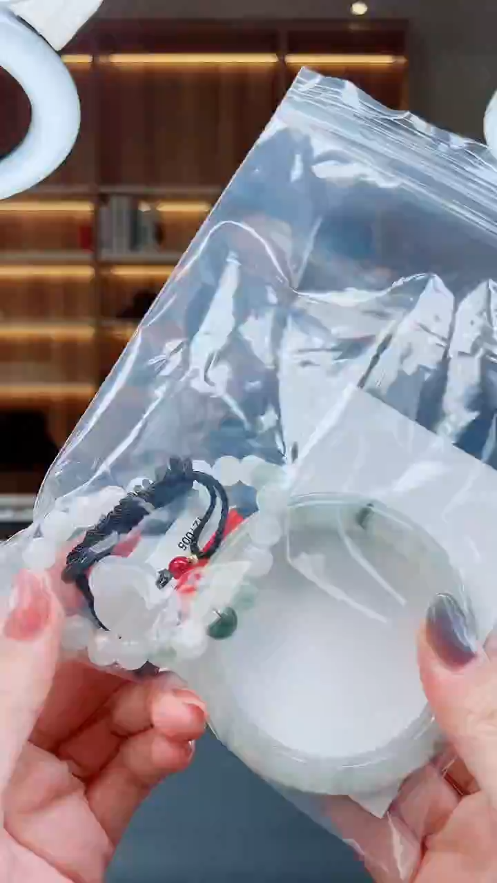 未镶嵌手镯石英质玉A8-57`58`59