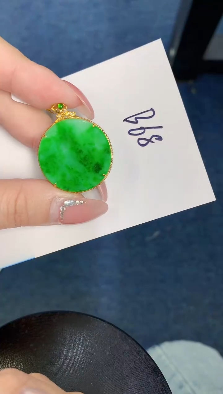 【闪购商品】翡翠颈饰18K金镶嵌000000000