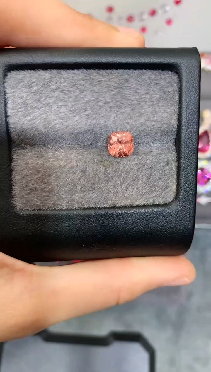 【闪购商品】定制尖晶石裸石未镶嵌枕型 橙色调 1.51ct