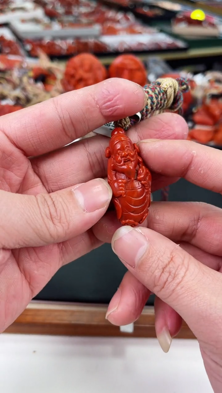 【闪购商品】南红玛瑙吊坠未镶嵌一个/条