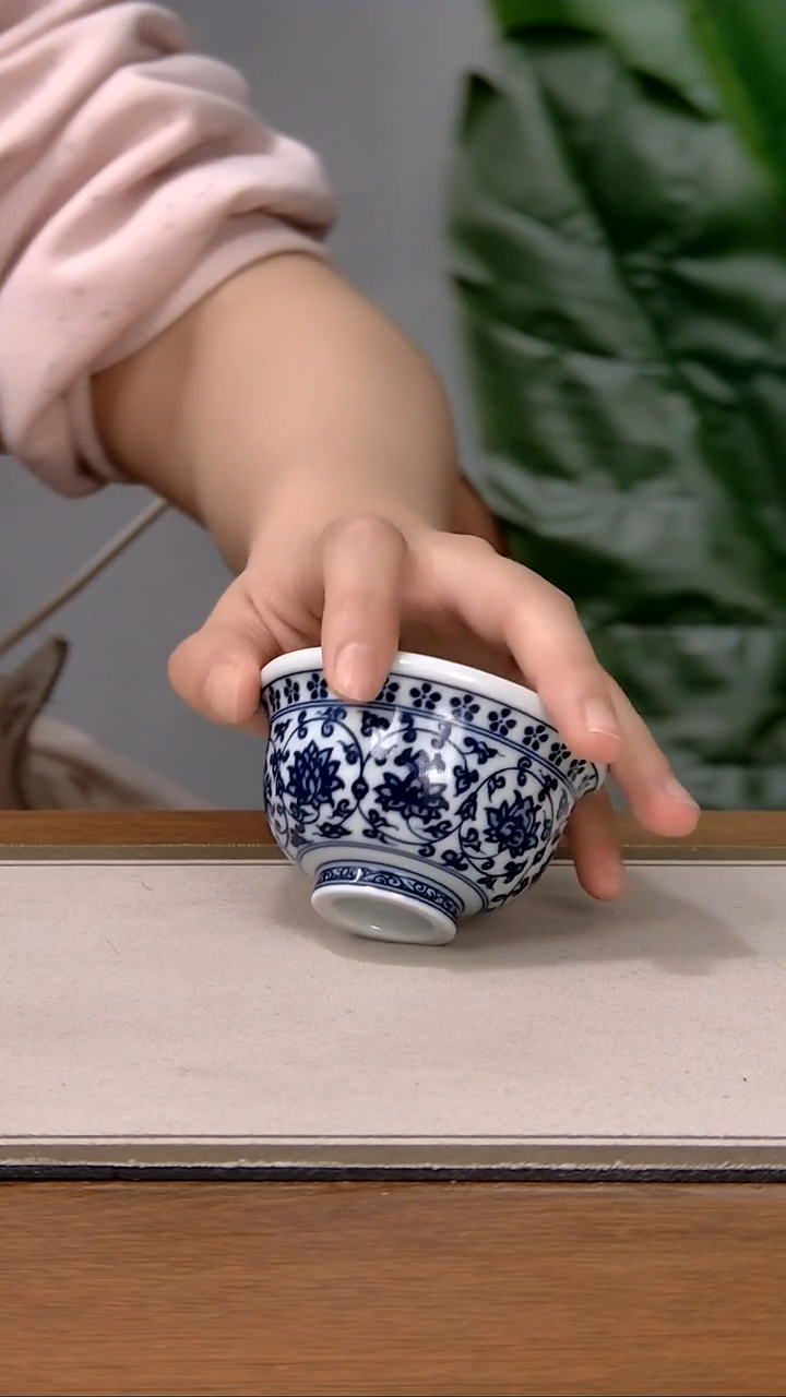 【闪购商品】缠枝莲小压手（8朵花）