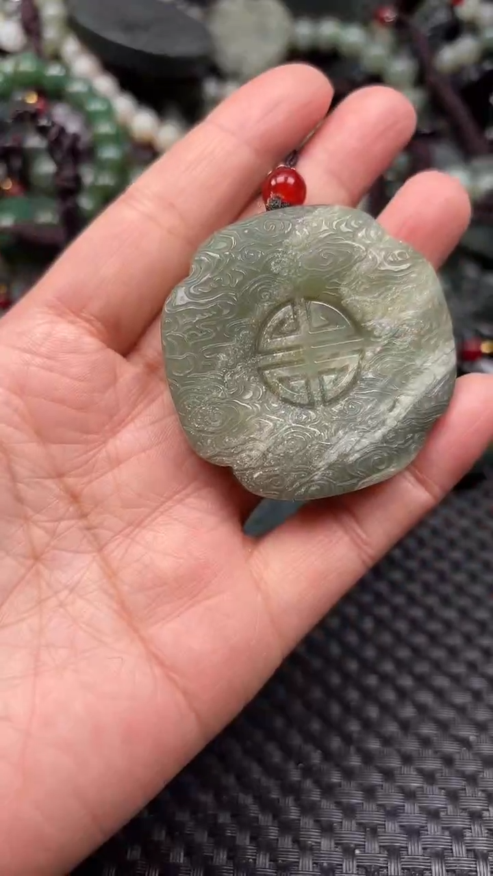【闪购商品】和田玉颈饰未镶嵌1