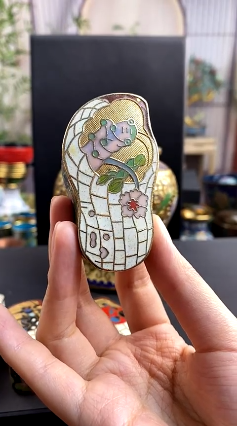 【闪购商品】非遗技艺 景泰蓝粉盒金色（微瑕）