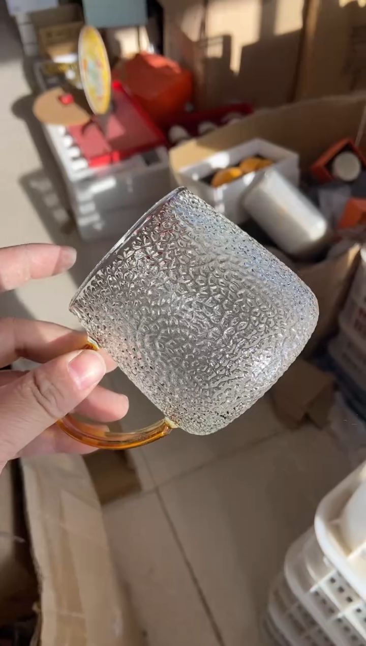 杯无运费险有瑕疵的摄影的产品有使用过的痕迹有点脏介意勿拍