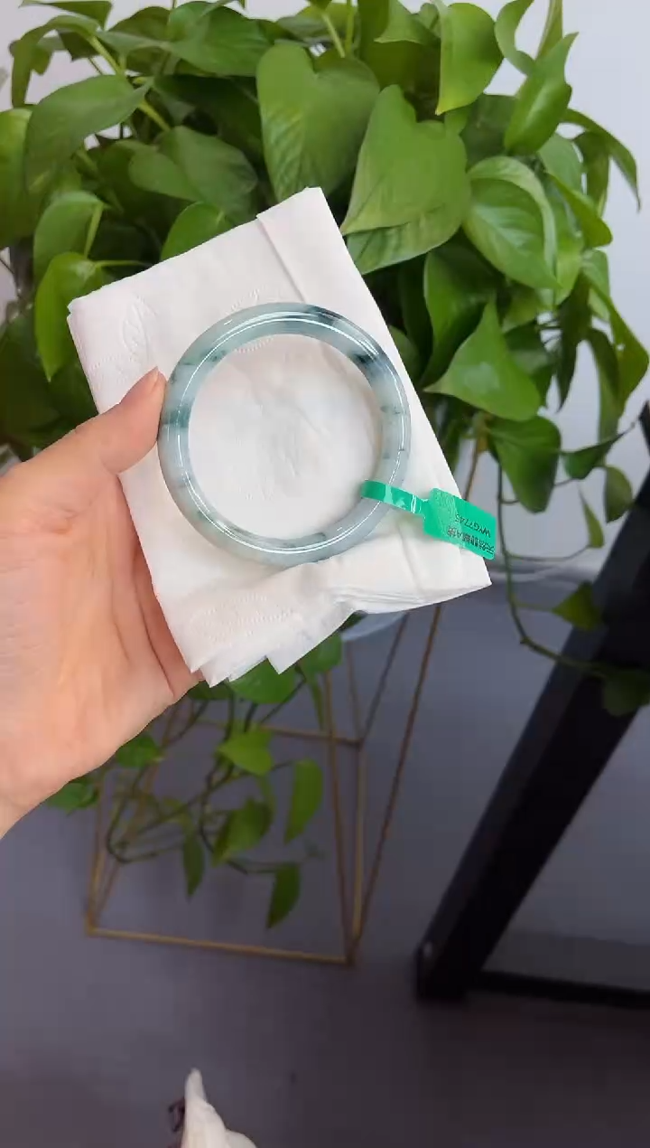 【闪购商品】翡翠手镯未镶嵌00009368