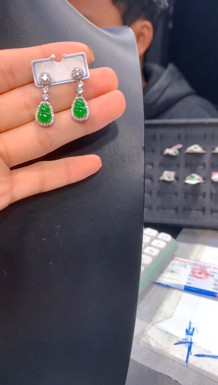 【闪购商品】定制翡翠未镶嵌10多样性发货（发其一）
