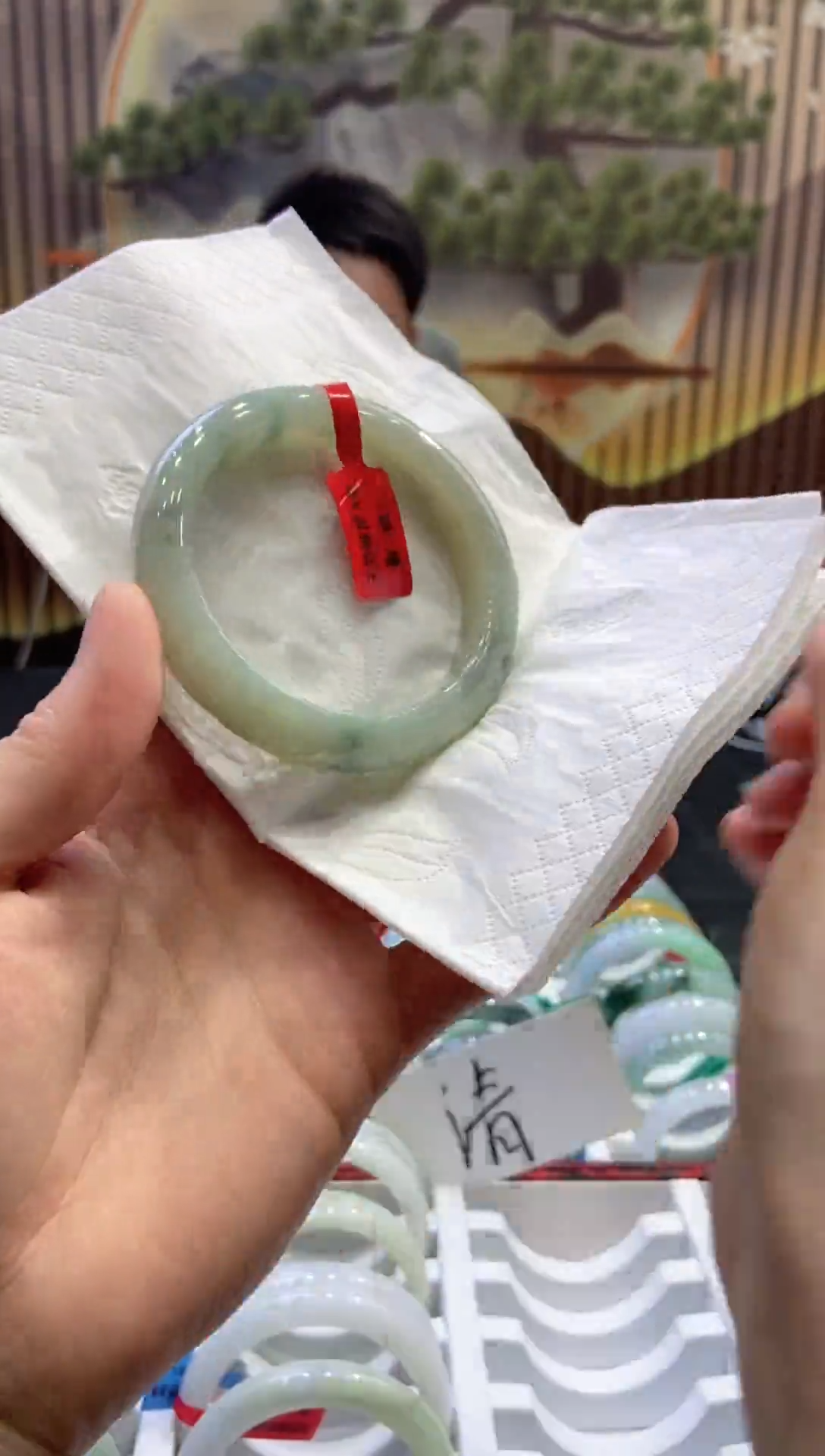 翡翠手镯未镶嵌多人04926