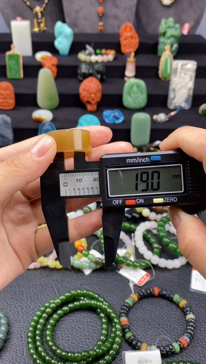 【闪购商品】和田玉-未镶嵌糖料戒圈19mm