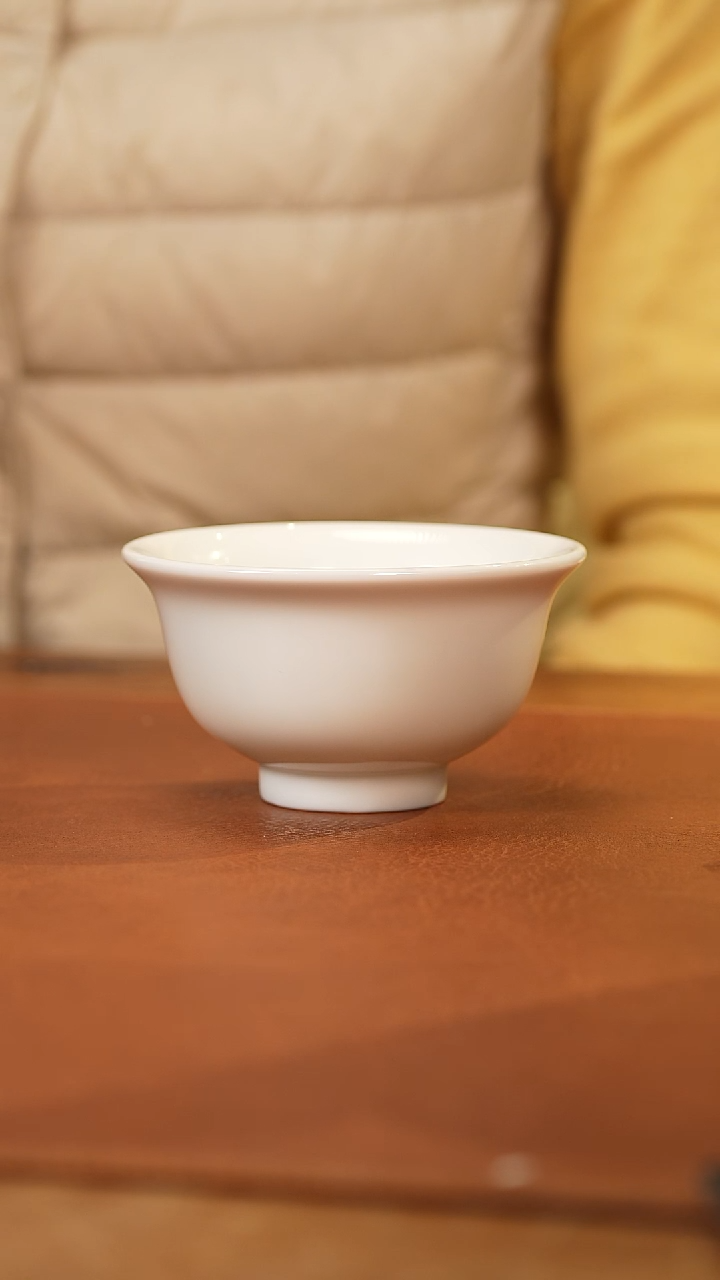 【闪购商品】杯景德镇白胎压手杯