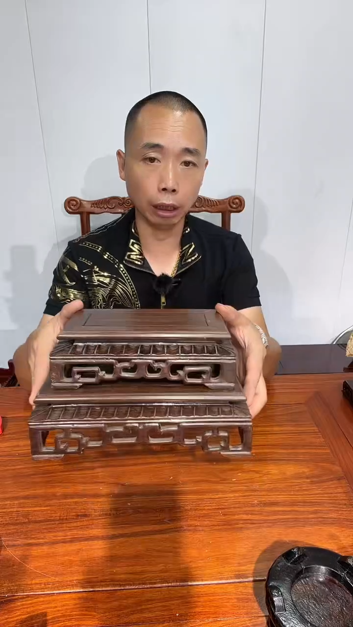 木阜****）老黑谭长方底座2个