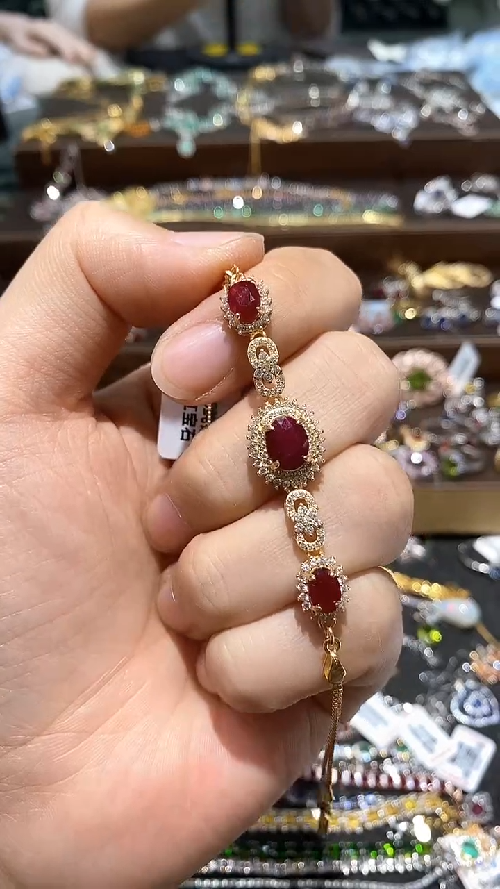 【闪购商品】红宝石手链银S925镶嵌手链