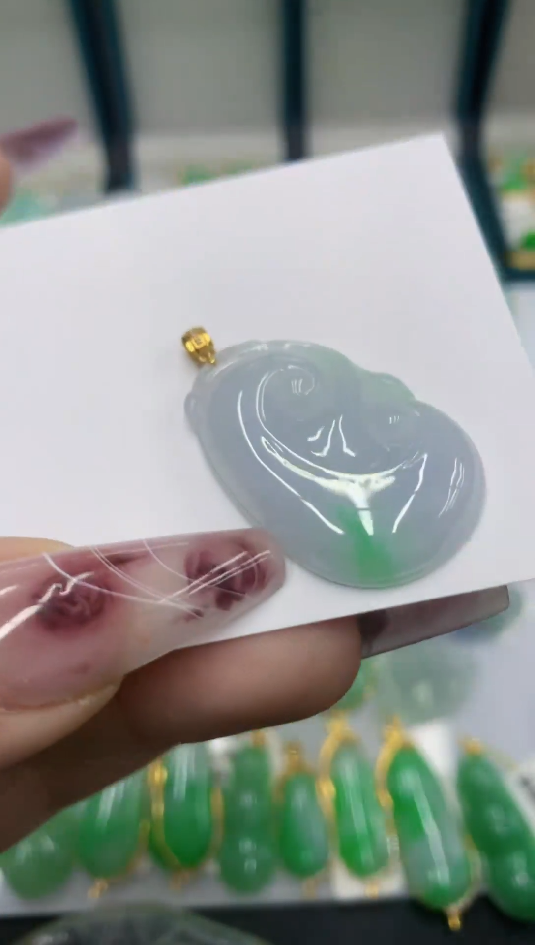 颈饰18K金镶嵌翡翠11111