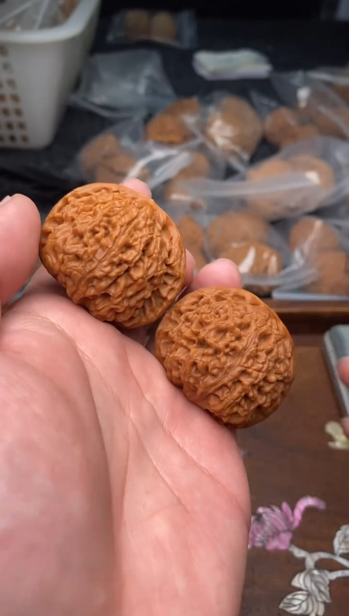 【闪购商品】文玩核桃把件G253号41尺水龙纹