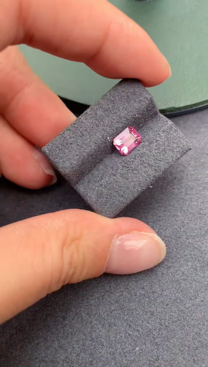 【闪购商品】尖晶石裸石未镶嵌1.1ct粉尖晶