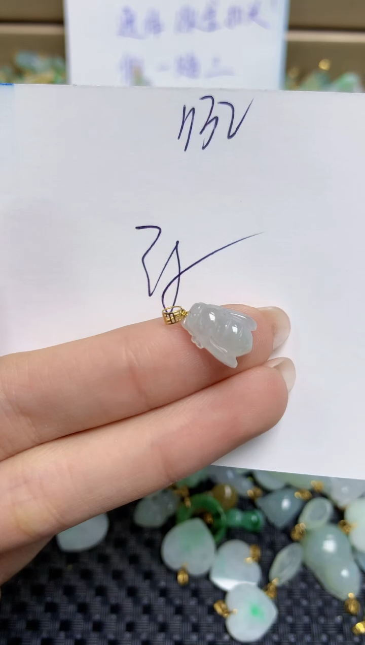 【闪购商品】翡翠颈饰18K金镶嵌天然缅甸A货翡翠