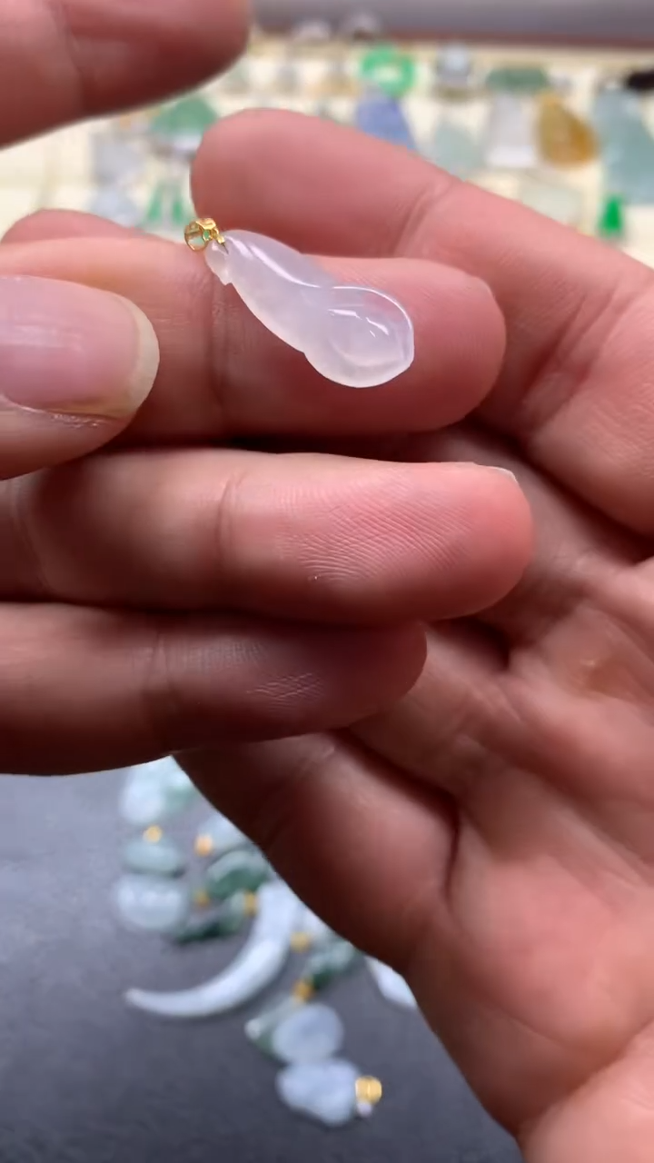 【闪购商品】翡翠颈饰18K金镶嵌028翡翠吊坠