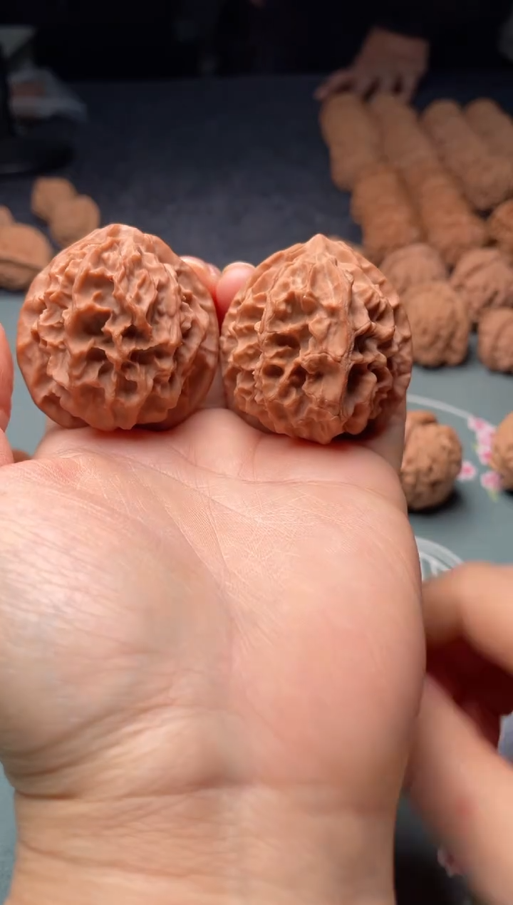 把件文玩核桃w47  龙鳞  42尺