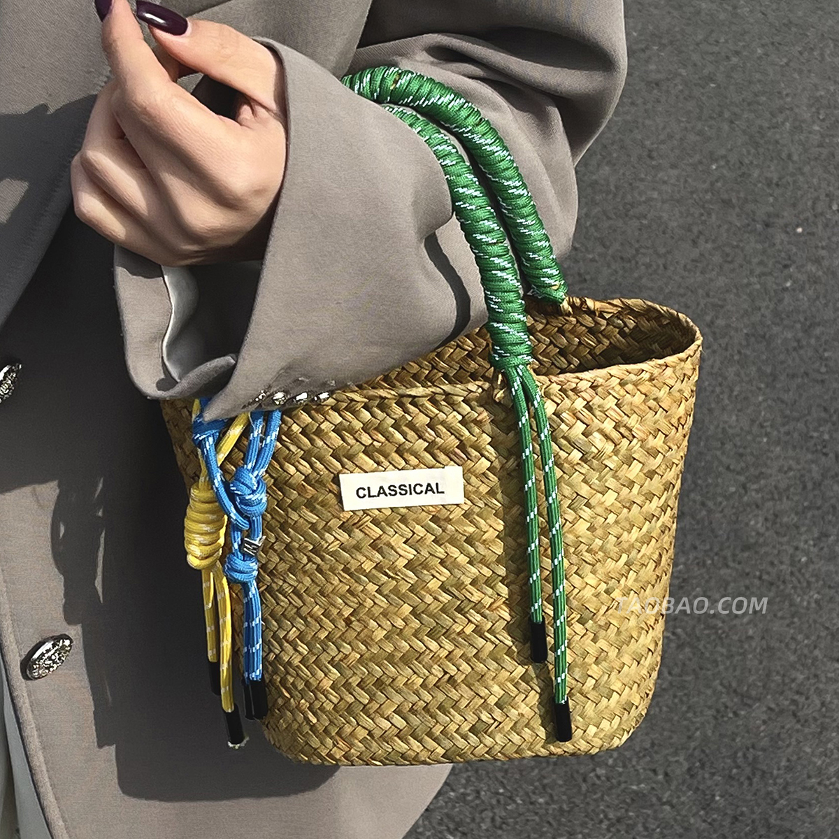 夏季超火小众草编包包女2025新款海边度假沙滩包手提编织菜篮子包