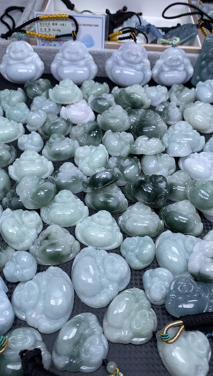 颈饰未镶嵌翡翠纯天然A货翡翠