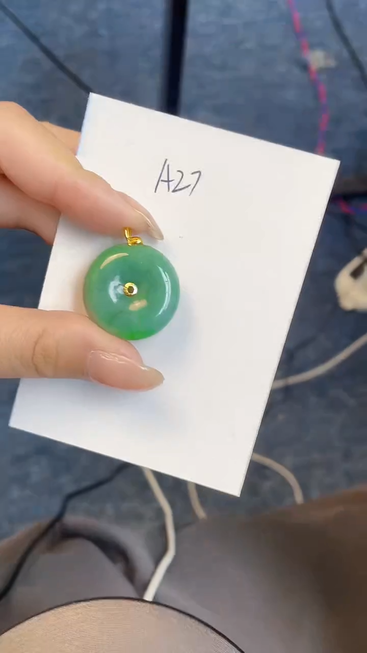 【闪购商品】翡翠颈饰未镶嵌00000000