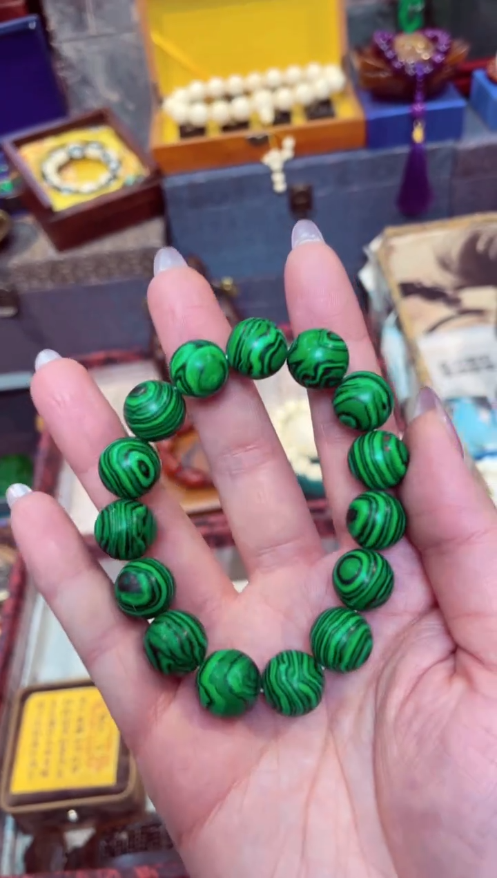 【闪购商品】孔雀石手串未镶嵌