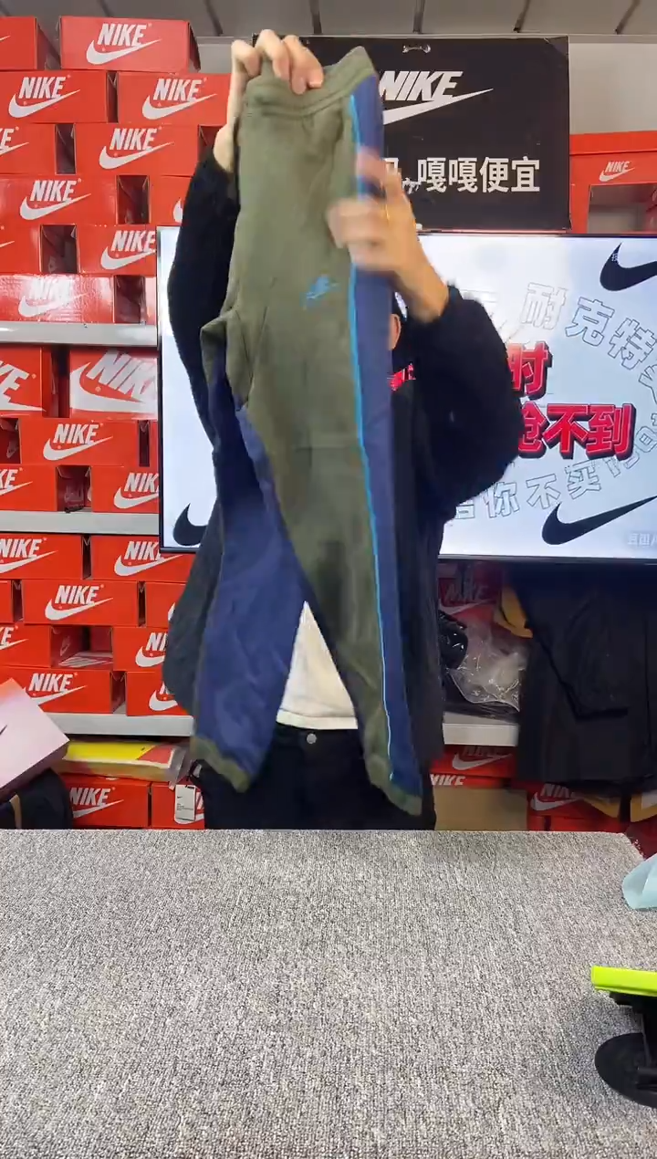 【瑕疵修复】147编码 NIKE/耐克 直播间过款为准 尺码145M