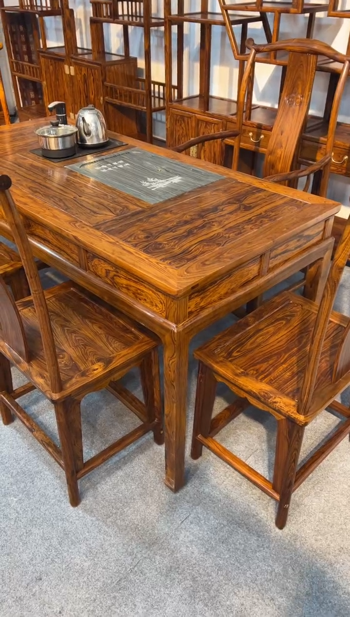 【闪购商品】花梨木类木雕茶桌一套