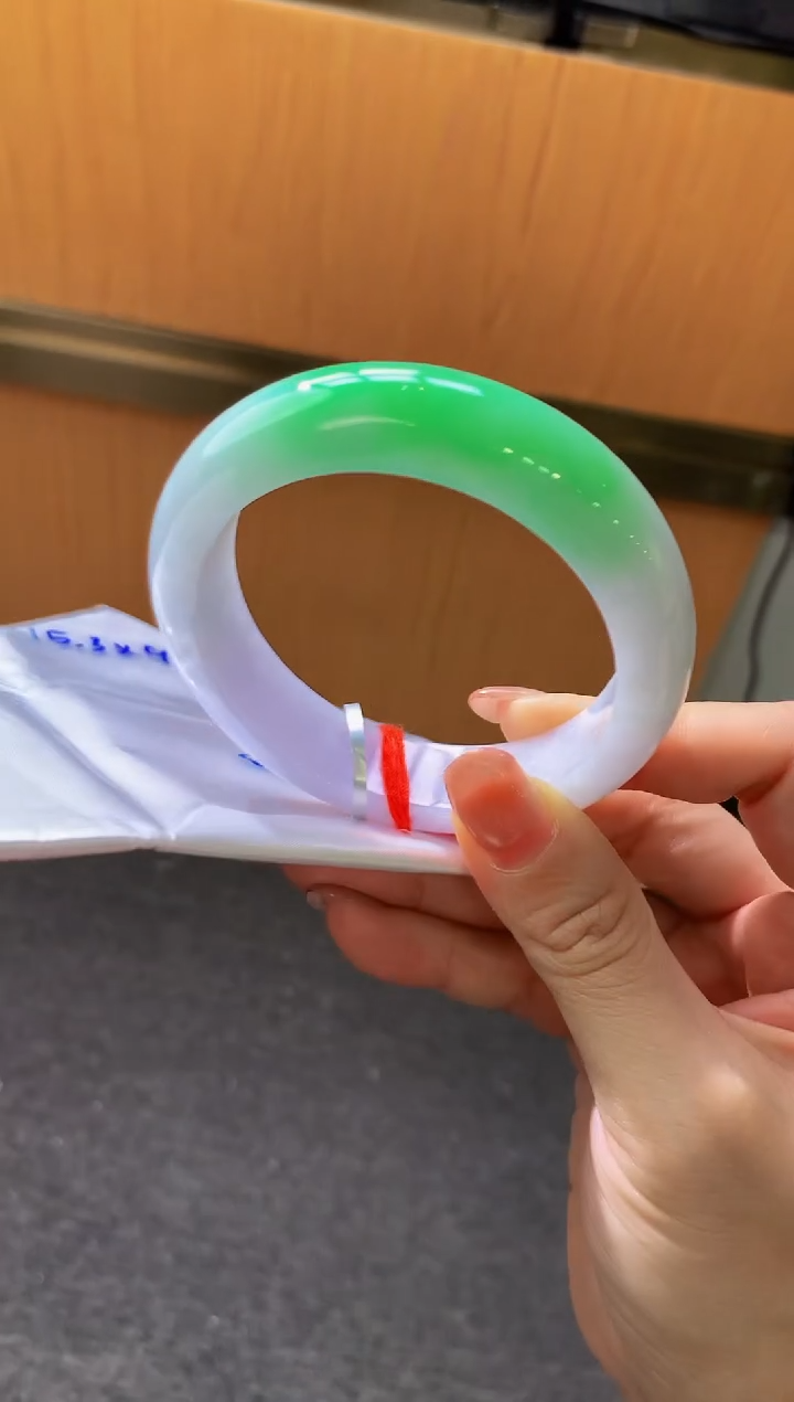 未镶嵌手镯翡翠-C38 圈口57.3 全款15万 定金2万