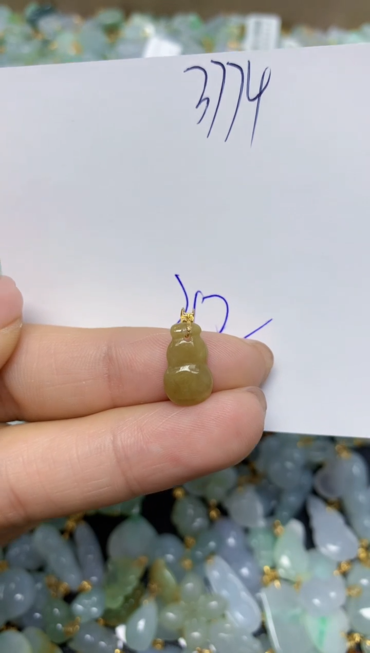 【闪购商品】翡翠挂件18K金镶嵌 天然翡翠A货