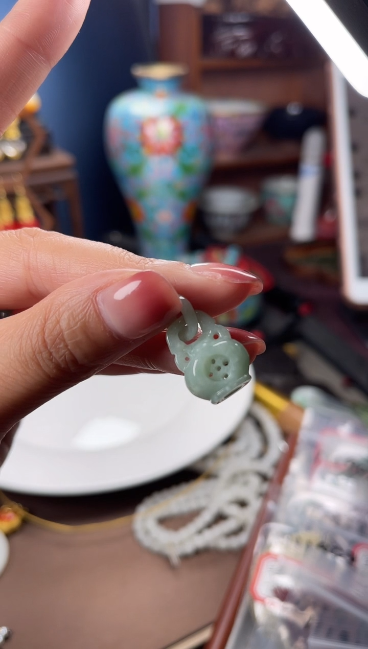 未镶嵌挂件翡翠昕**辰，1119115