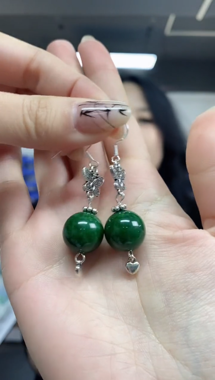 【闪购商品】翡翠耳饰未镶嵌多样性发其一颜色微差