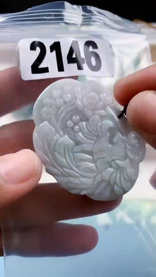 【闪购商品】翡翠挂件未镶嵌天然翡翠吊坠挂件